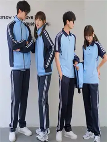 校服